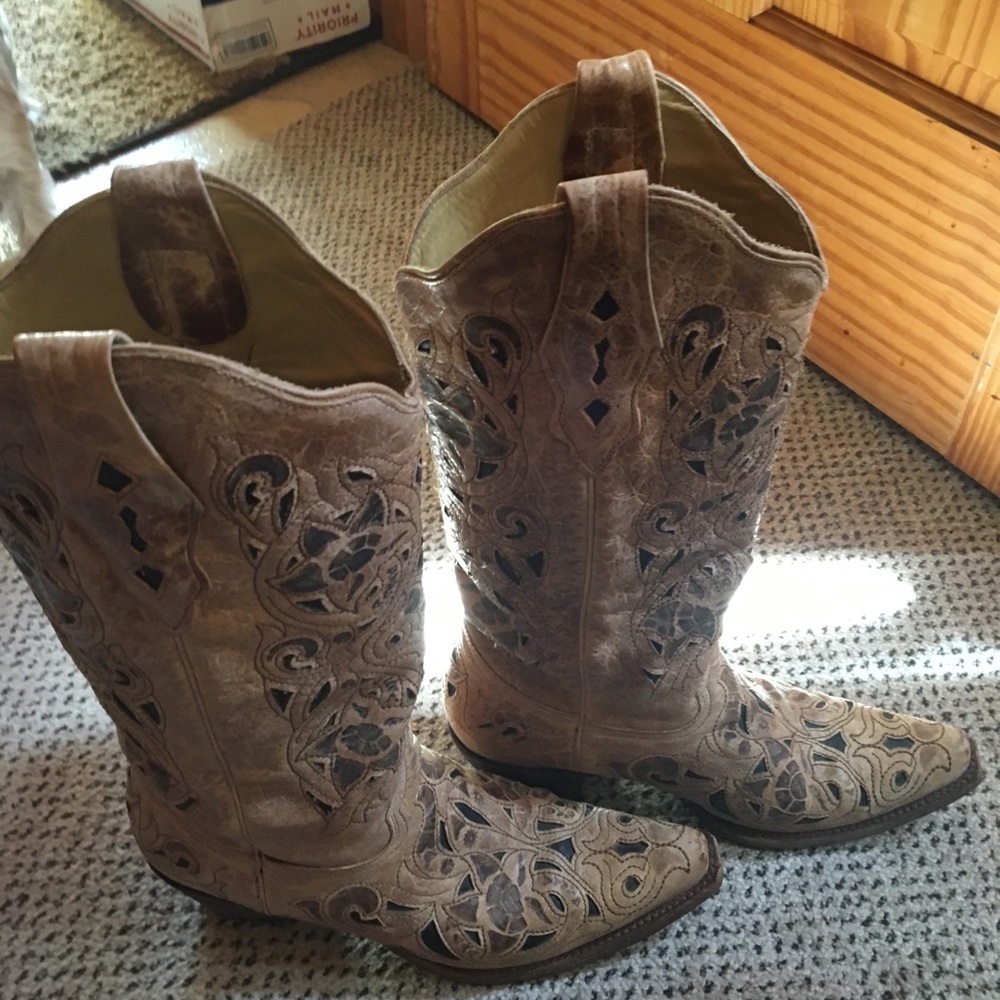 Women’s Coral Cowboy Boots